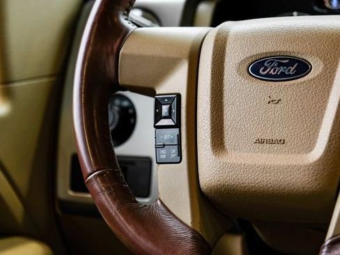 Used 2014 Ford F150 King Ranch w/ King Ranch Luxury Package AWD/4WD image 21