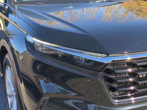 Used 2025 Honda CR-V EX-L image 10