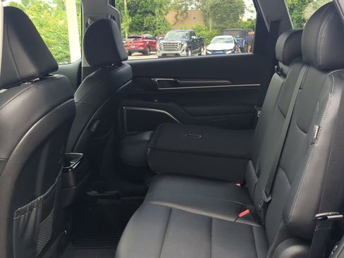 New 2025 Kia Telluride LX image 11