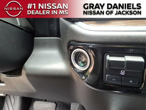 Used 2023 Chevrolet Silverado 1500 LT Trail Boss AWD/4WD image 16