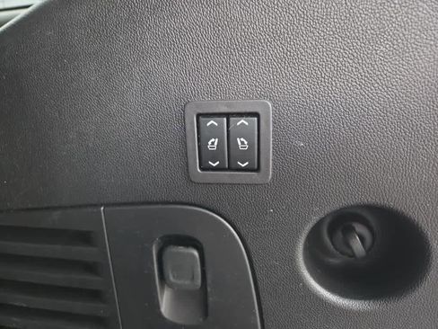 Used 2019 Cadillac Escalade 4WD image 10