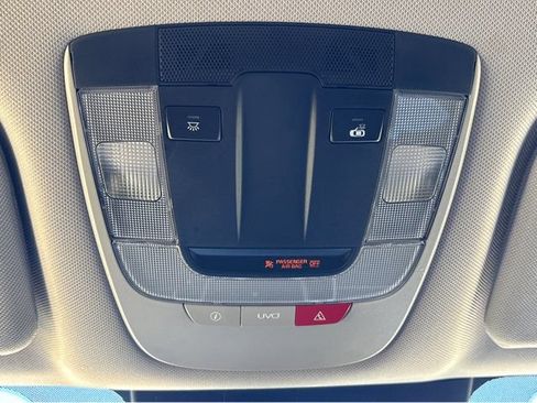 Used 2022 Kia Sorento S AWD/4WD image 34