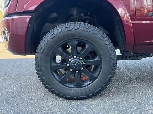 Used 2022 RAM 3500 Laramie image 40
