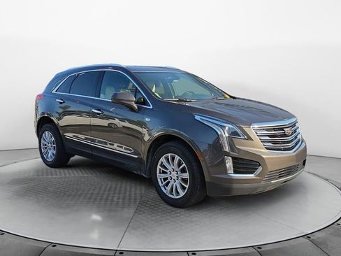 Used 2019 Cadillac XT5 AWD image 7