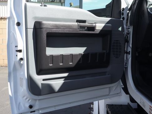 Used 2021 Ford F650 2WD Regular Cab Super Duty image 16
