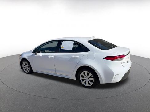 Used 2025 Toyota Corolla LE image 10