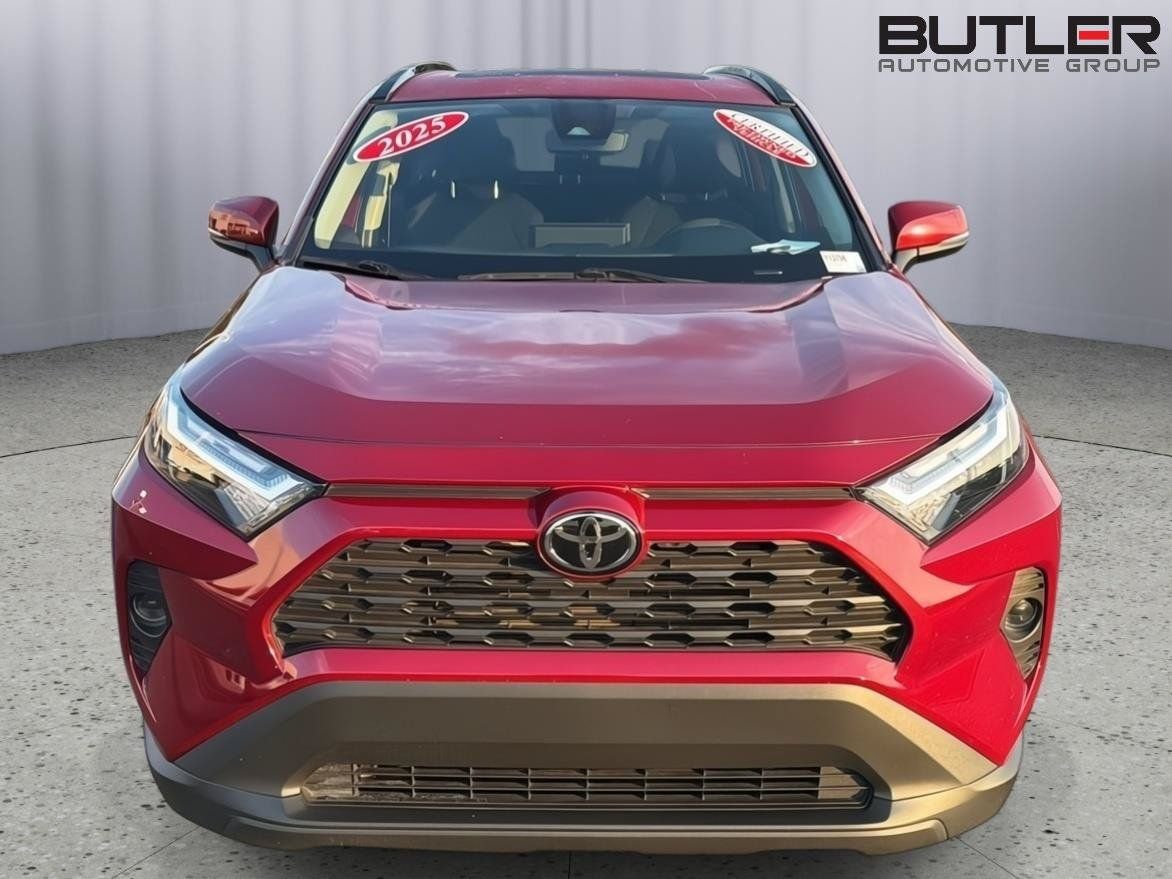 Certified 2025 Toyota RAV4 XLE w/ Convenience Package FWD image 9