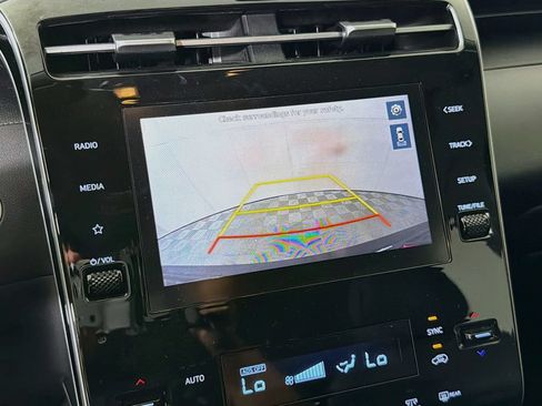 Used 2024 Hyundai Tucson SEL FWD image 16