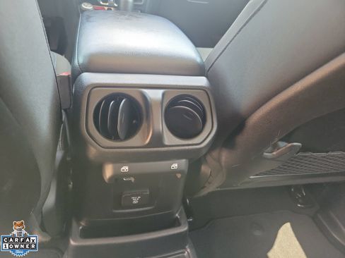 Used 2024 Jeep Wrangler Unlimited Rubicon 4xe AWD/4WD image 23