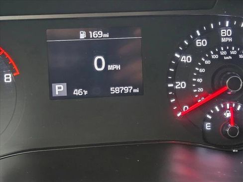 Used 2020 Kia Soul LX image 24