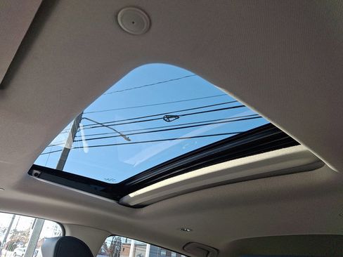 Used 2024 Honda HR-V EX-L image 14