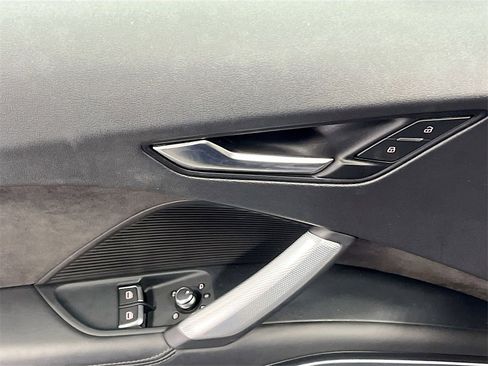 Used 2021 Audi TT 2.0T image 18