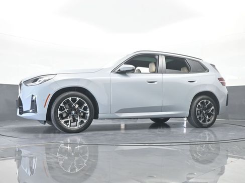 Used 2025 BMW X3 xDrive30i image 61