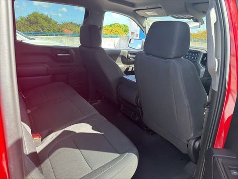 Used 2022 Chevrolet Silverado 1500 Custom image 17