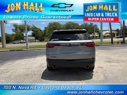 Used 2023 Chevrolet Traverse RS FWD image 11