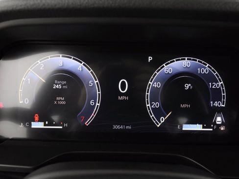 Certified 2022 Jeep Grand Cherokee Laredo w/ Luxury Tech Group I image 36