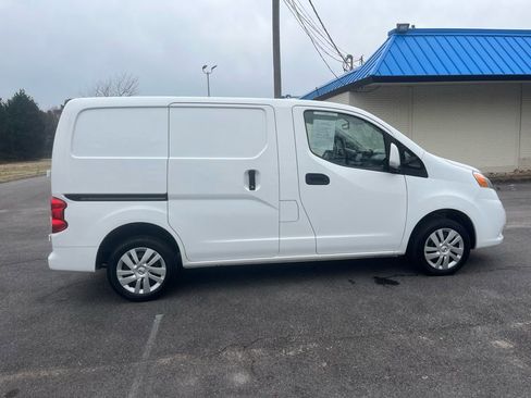Used 2021 Nissan NV200 SV w/ Back Door Glass Package image 7