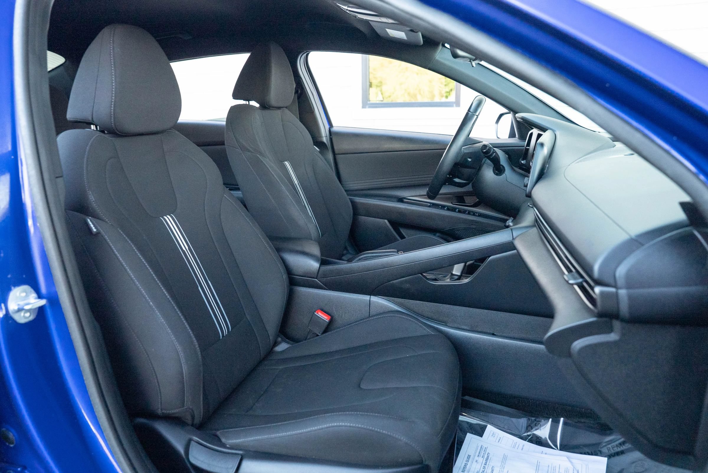 Used 2025 Hyundai Elantra Sport w/ Cargo Package FWD image 20
