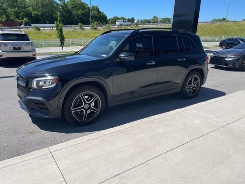Used 2021 Mercedes-Benz GLB 250 4MATIC image 5