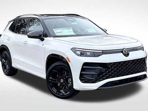 New 2026 Volkswagen Tiguan SE R-Line AWD/4WD image 12