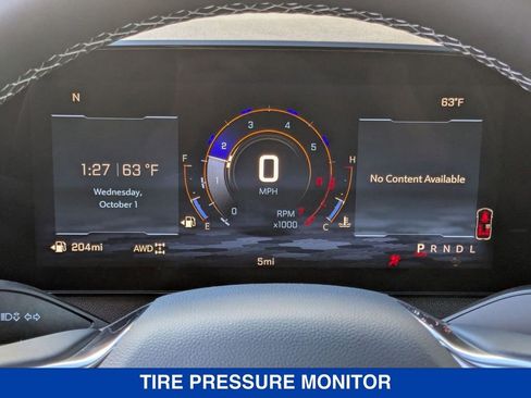 New 2026 Chevrolet Traverse Z71 w/ LPO, Floor Liner Package image 19