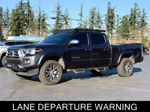 Used 2023 Toyota Tacoma Limited image 4