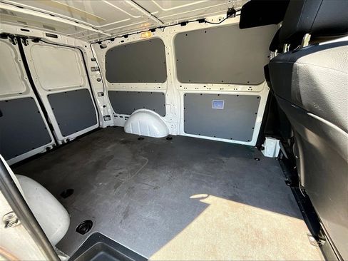 Used 2018 Mercedes-Benz Metris image 24