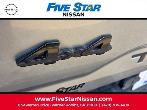 Used 2023 Toyota Tacoma SR5 w/ Technology Package AWD/4WD image 11