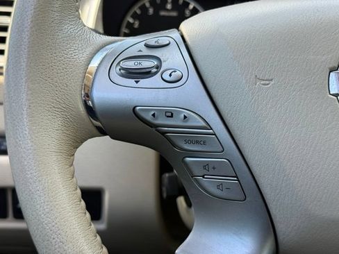 Used 2015 Nissan Murano Platinum w/ Platinum Technology Package FWD image 27
