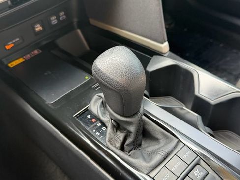 Used 2025 Toyota Camry LE FWD image 23