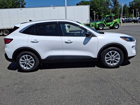 Certified 2022 Ford Escape SE w/ Convenience Package AWD/4WD image 7