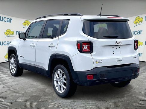 Used 2022 Jeep Renegade Latitude image 4