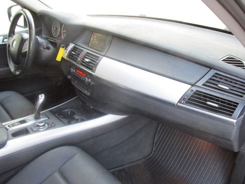 Used 2012 BMW X5 xDrive35i image 12