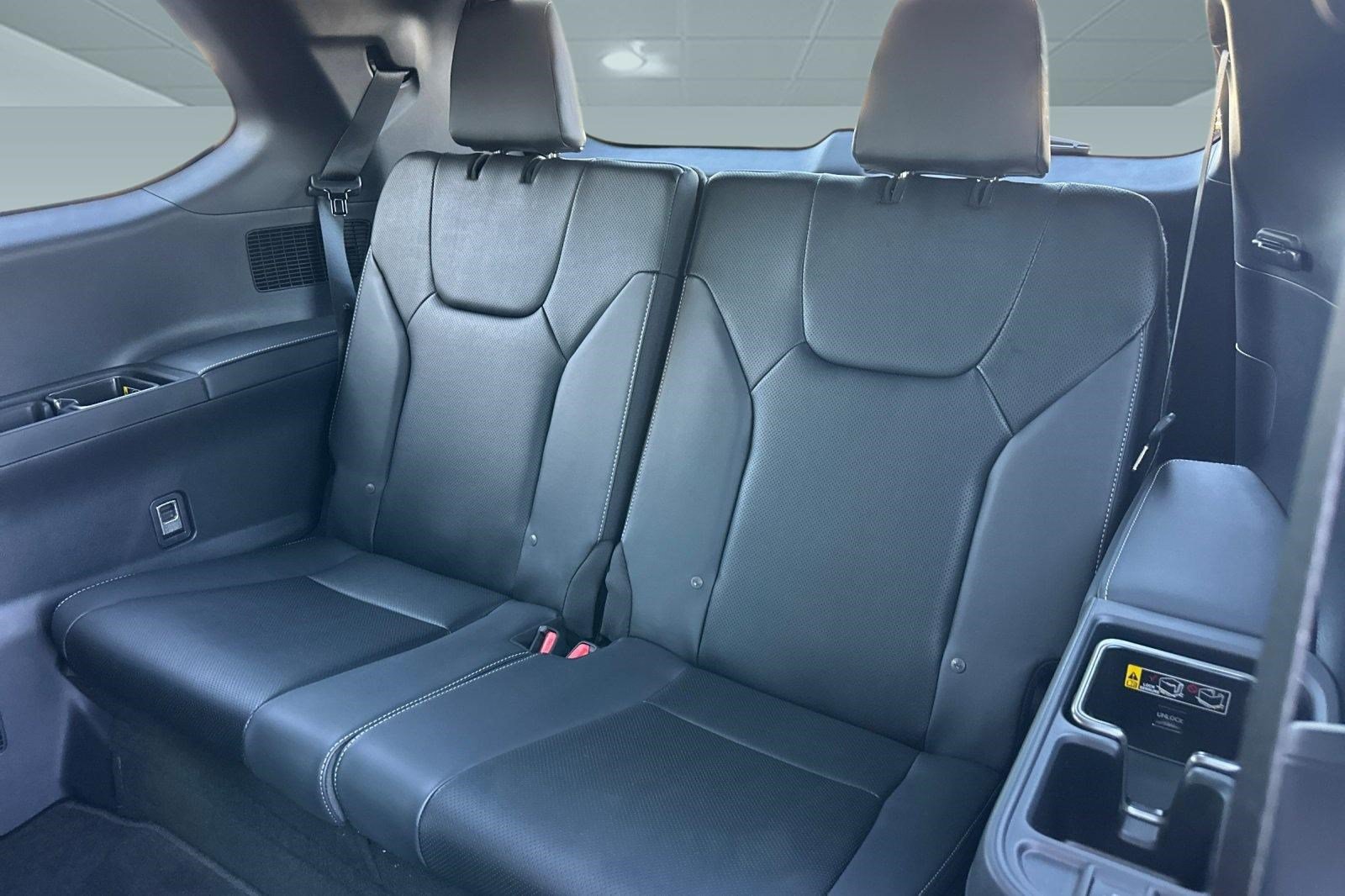 New 2026 Lexus TX 500h AWD w/ Technology Package image 27