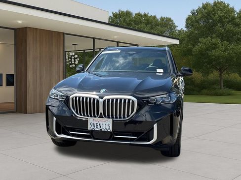 Used 2026 BMW X5 sDrive40i w/ Premium Package RWD image 3