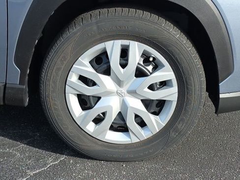 Used 2022 Toyota Corolla Cross L image 22