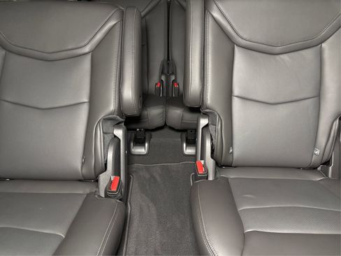 New 2025 Cadillac XT6 Premium Luxury image 15