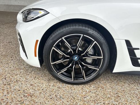 Used 2023 BMW i4 eDrive40 w/ M Sport Package RWD image 34