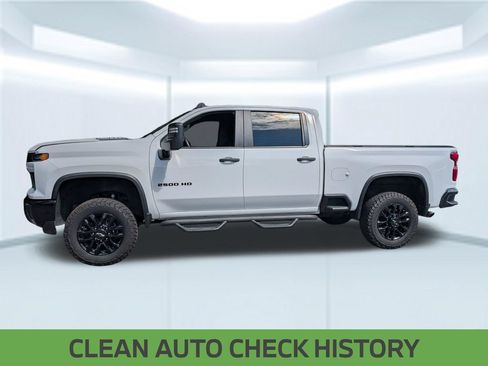 Used 2024 Chevrolet Silverado 2500 Custom w/ Custom Convenience Package AWD/4WD image 2