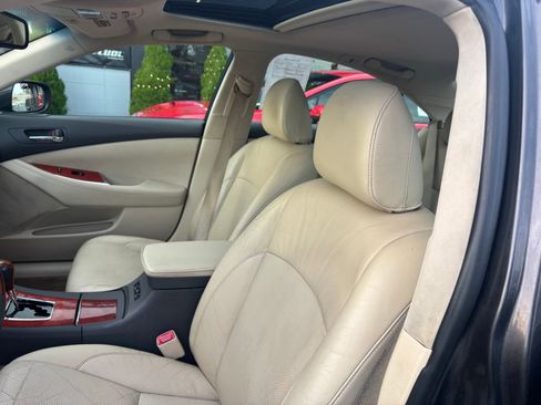 Used 2011 Lexus ES 350 image 10