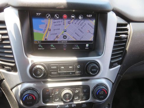 Used 2016 GMC Yukon SLT w/ Open Road Package AWD/4WD image 17