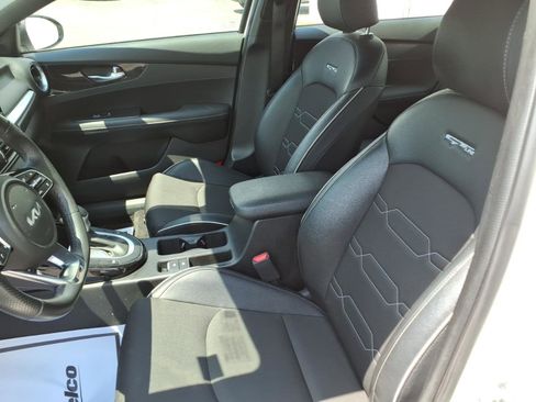 Used 2023 Kia Forte GT-Line w/ GT-Line Technology Package FWD image 11