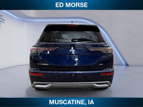 Used 2025 Mitsubishi Outlander SEL FWD image 4