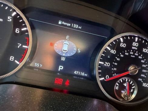 Used 2022 Kia Telluride SX w/ SX Prestige Package image 13