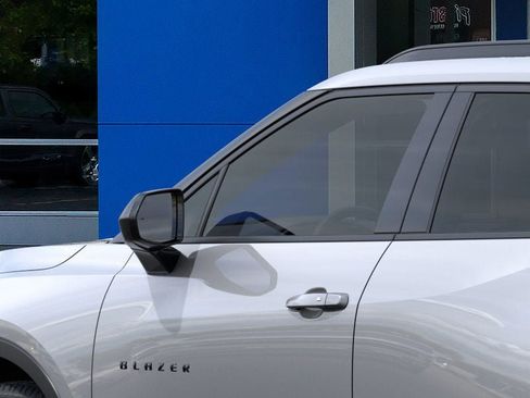 New 2026 Chevrolet Blazer LT w/ Convenience Package FWD image 36