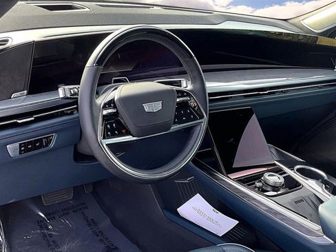 Certified 2025 Cadillac Escalade IQ Sport 2 image 17