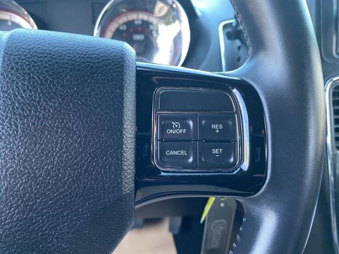 Used 2014 Dodge Grand Caravan SE FWD image 20