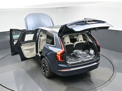 New 2026 Volvo XC90 T8 Ultra image 51