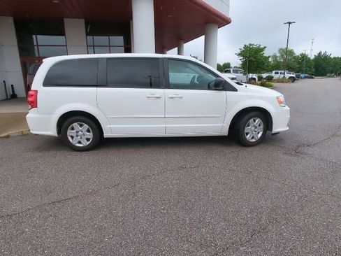 Used 2013 Dodge Grand Caravan SE FWD image 27