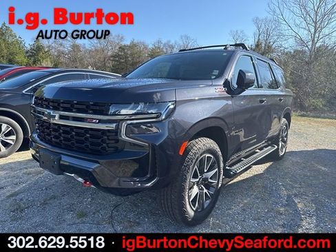 Used 2022 Chevrolet Tahoe Z71 w/ Luxury Package image 3